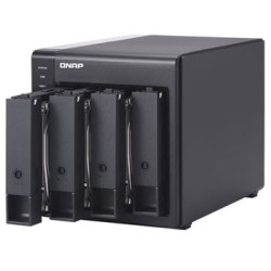 QNAP NAS TORRE 4 X 2,5" OU 3,5" SATA 3GB/S